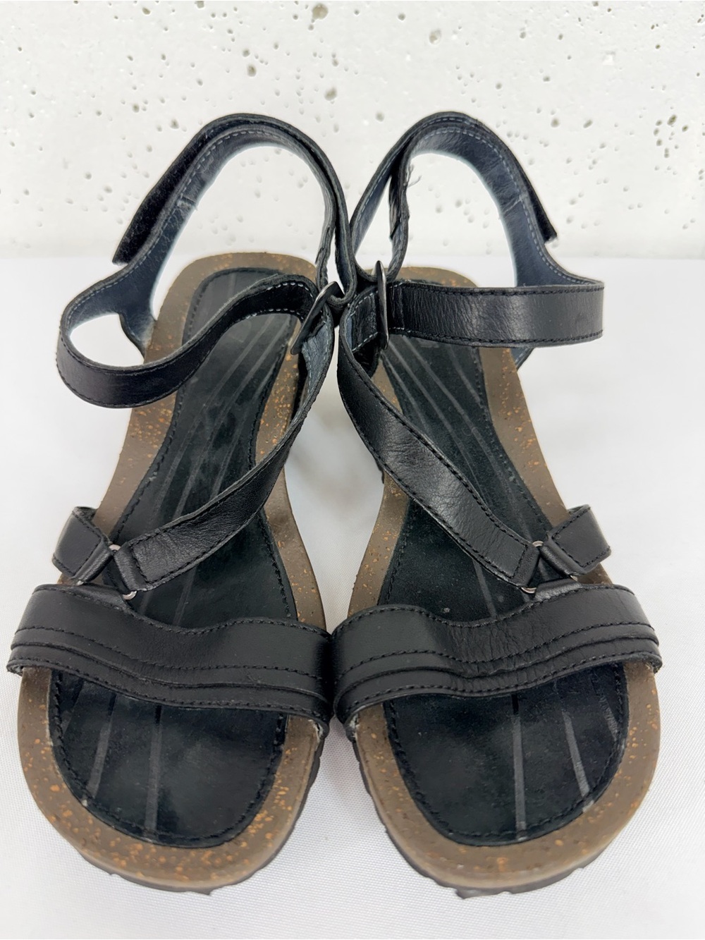 Teva Women’s size 8 Cabrillo Black Leather Crossover Wedge Sandals